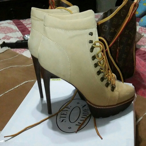 Steve Madden Shoes - Boots